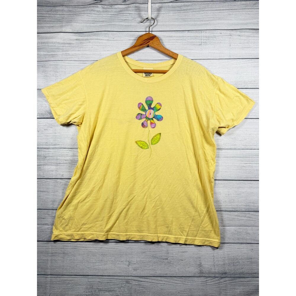 Lady Comfort Colors Women's 2XL Yellow Patchwork Flower T-Shirt 4281